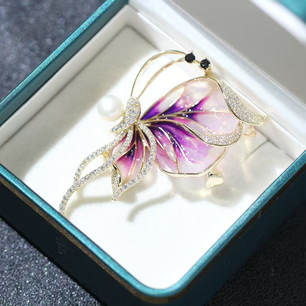 Elegant Butterfly Brooch Image 10 - Decorative Pin