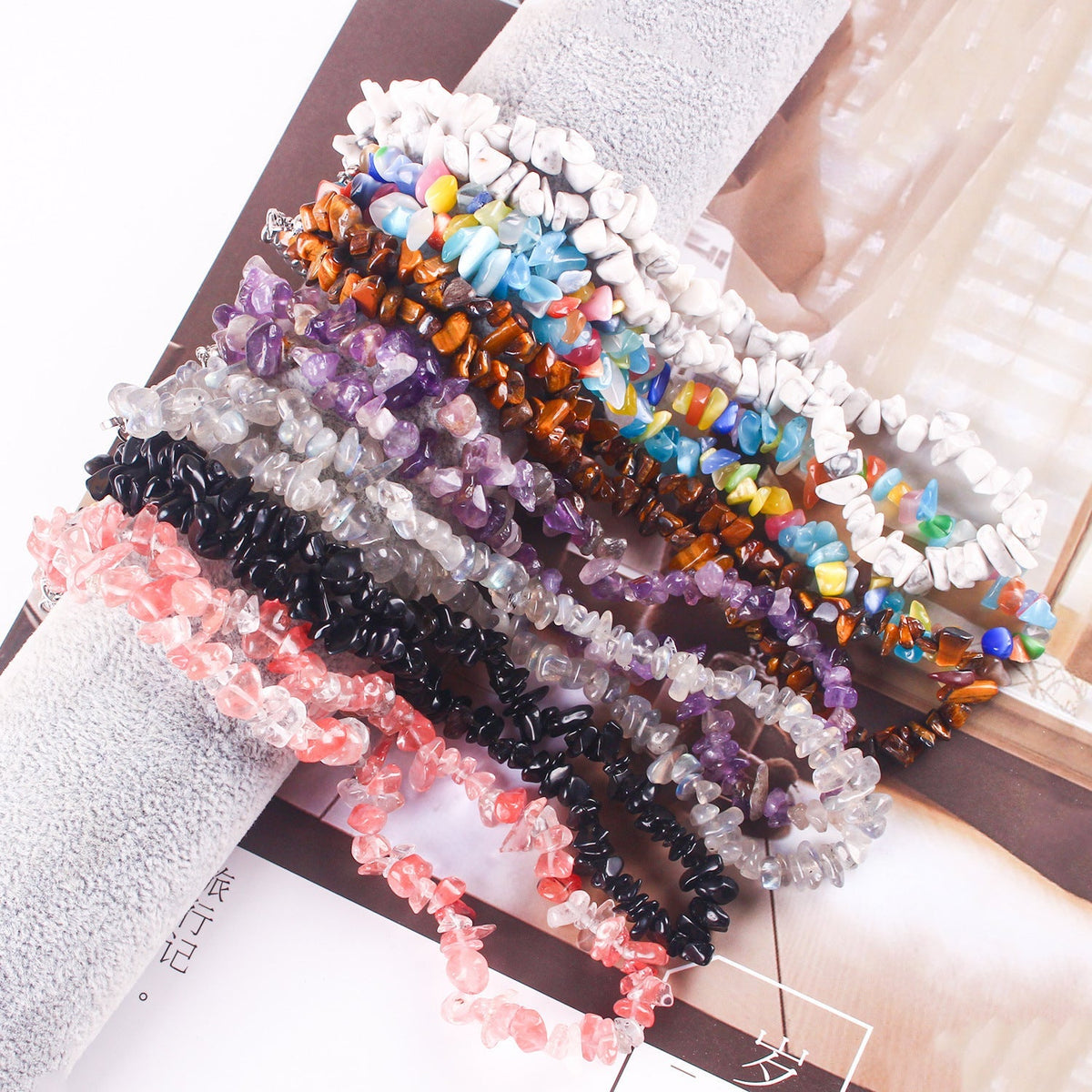 Colourful irregular beads of crystal necklace